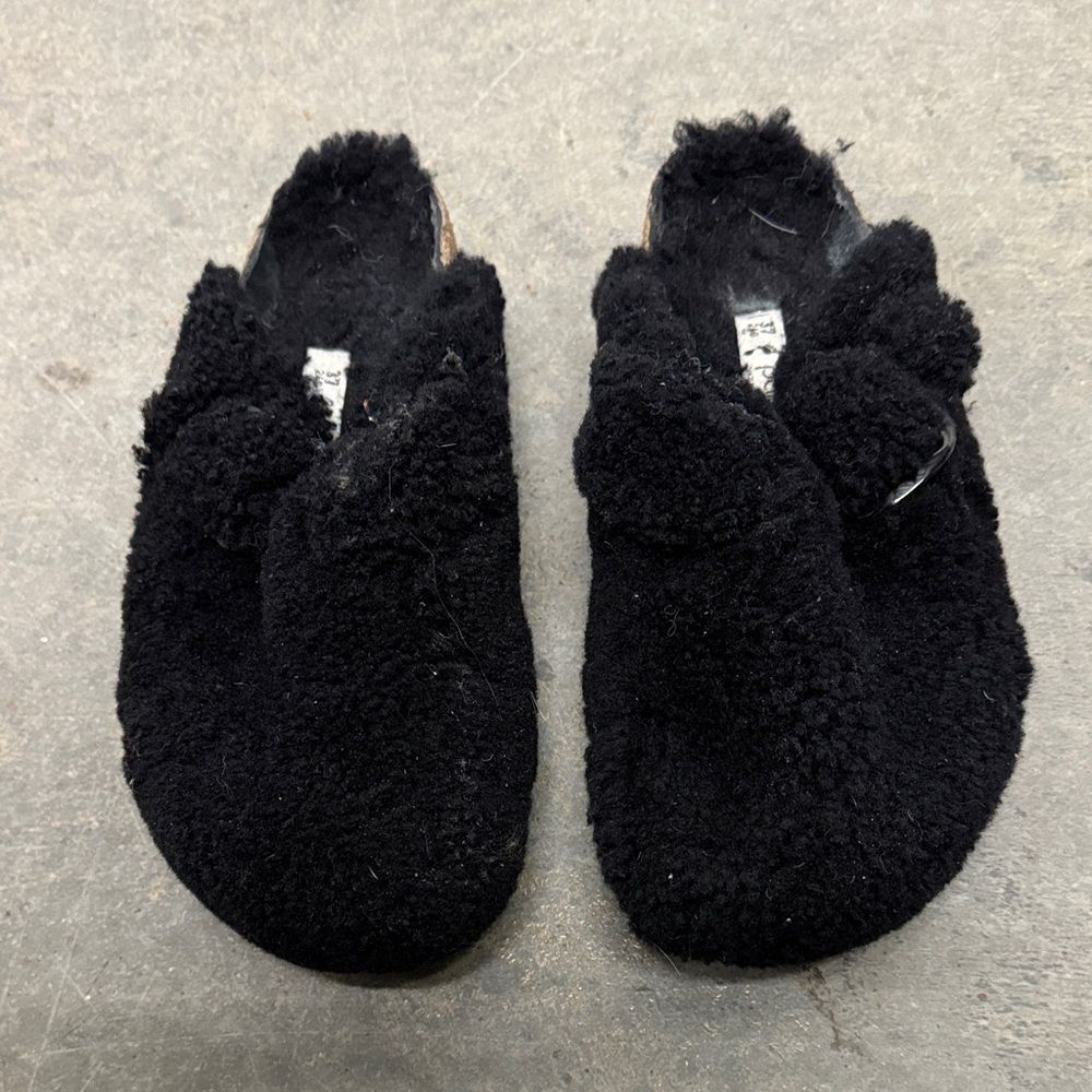 Birkenstock Black Fuzzy Clogs
